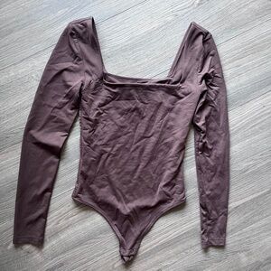 Babaton Long Sleeve Bodysuit in Deep Brown
